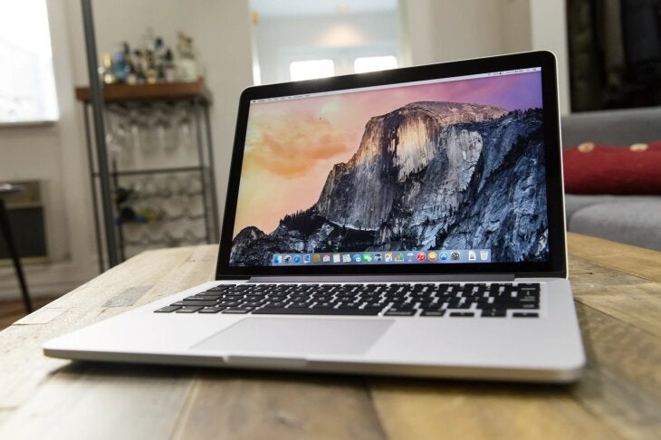 Apple - Refurbished - Macbook Pro A1502 (2015) With 13-Inch Display, Core i7 Processor/5th Gen/16GB RAM/256GB SSD Storage/Intel Integrated HD Graphics silver English/Arabic silver English/Arabic silver - Image 1