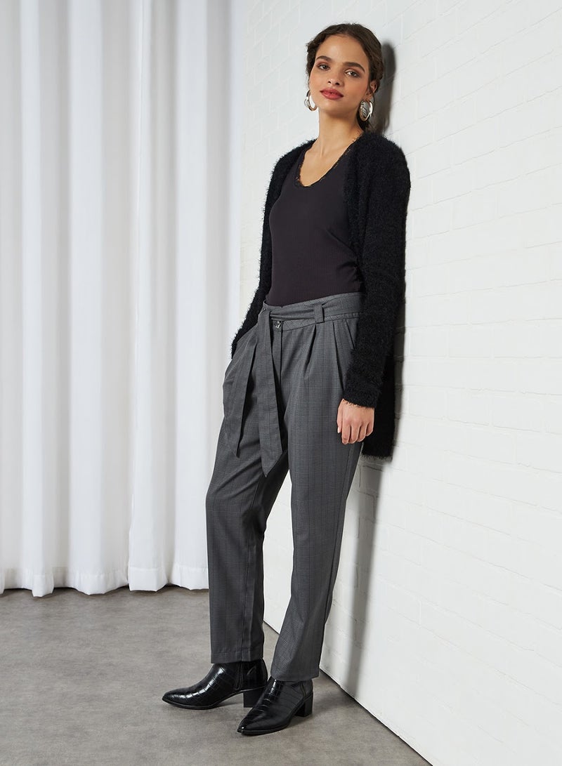 بيسيك إكس إكس بنطال فير سادة بقصة ضيقة رمادي - Image 2