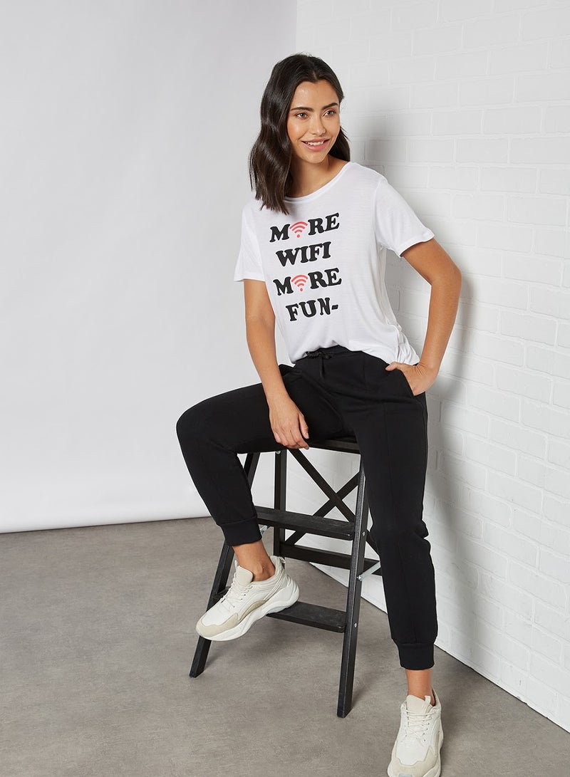 بيسيك إكس إكس تيشيرت بفتحة رقبة مستديرة - Image 2