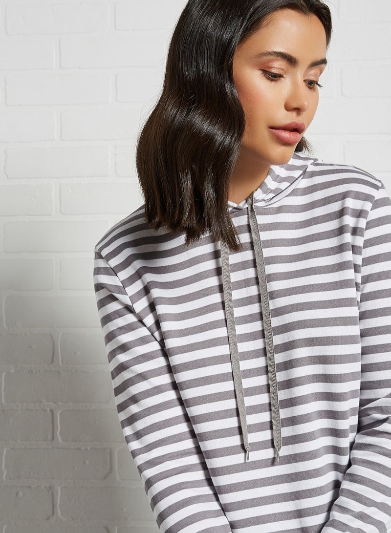 بيسيك إكس إكس تيشيرت مخطط بأكمام طويلة رمادي/أبيض - Image 2