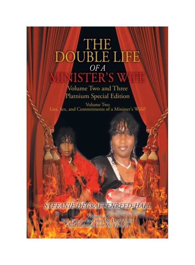 The Double Life of a Minister's Wife paperback english 
