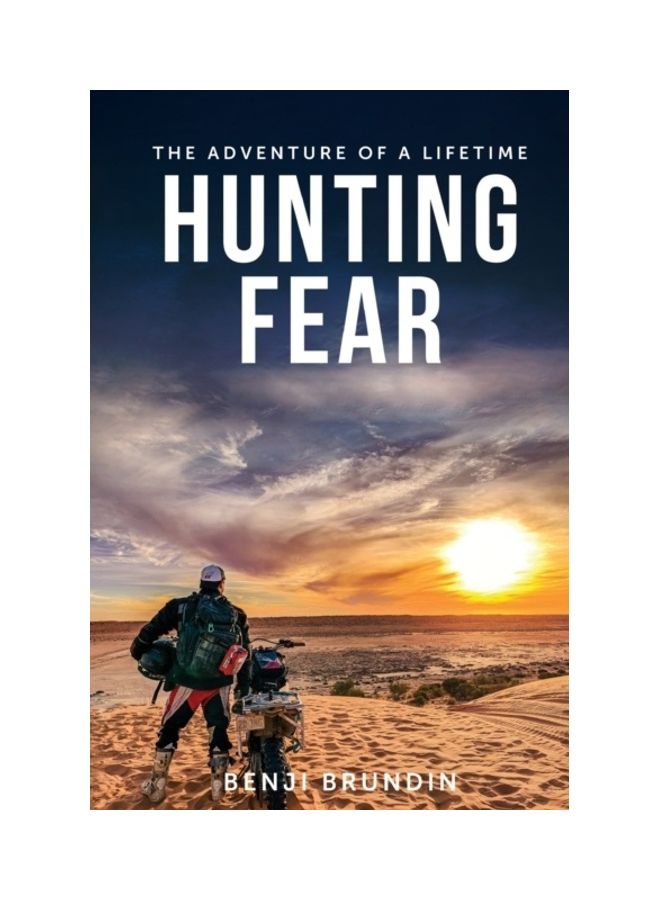 Hunting Fear Paperback English by Benji Brundin