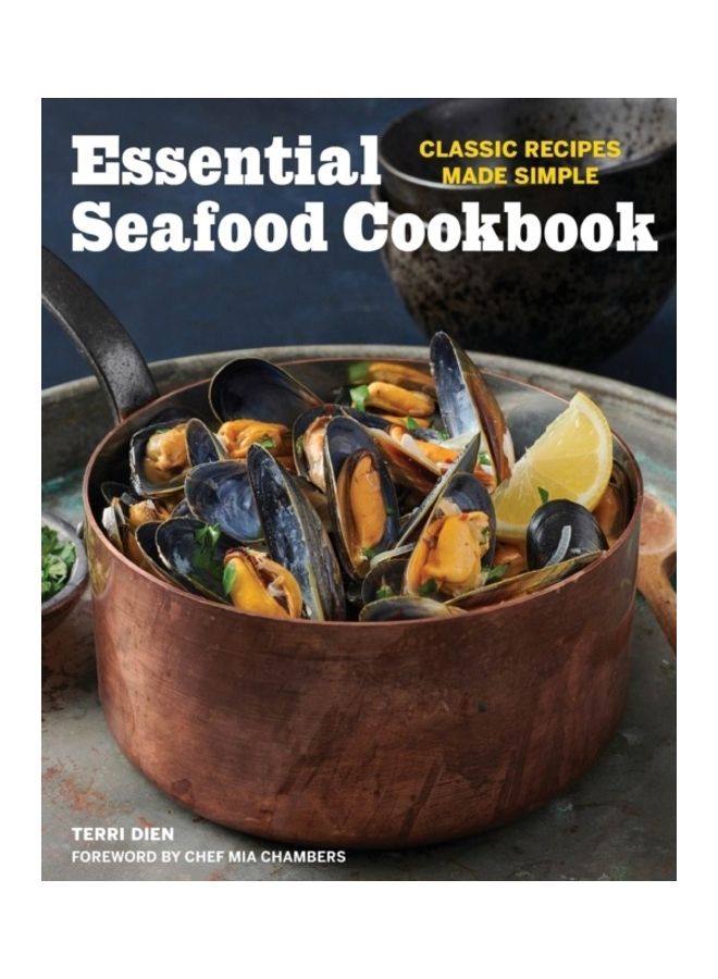 Essential Seafood Cookbook paperback english