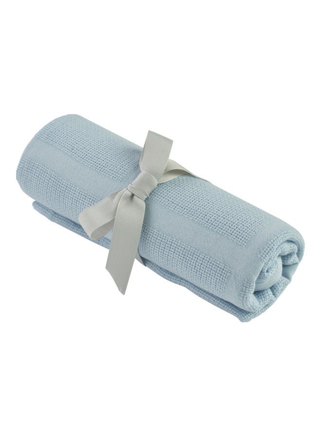 Kinder Valley Traditional Cellular Blanket - Image 1