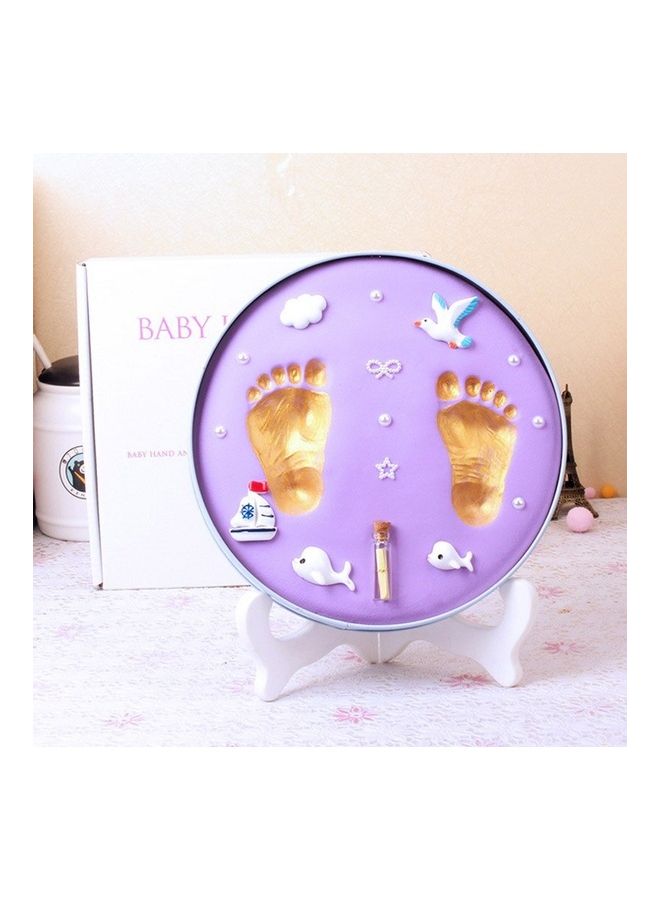 قطعة فنية من الطين بتصميم رسومات كرتونية لحديثي الولادة