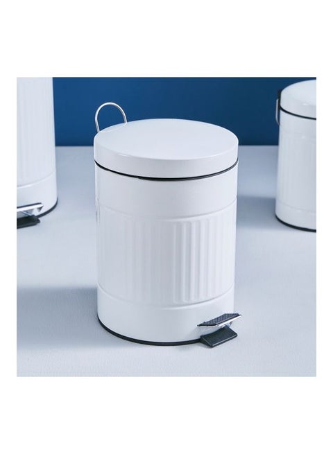 Country Metal Pedal Bin White 5Liters