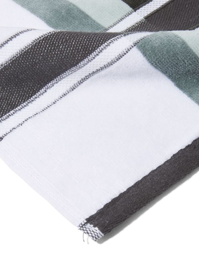 Stripe Pattern Bath Sheet White/Black 80x160cm
