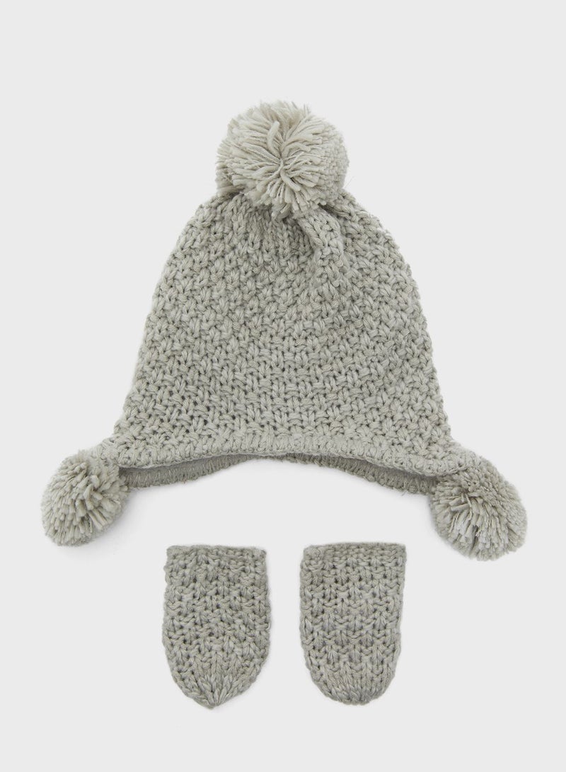 Knitted Beanie With Mittens Pair Grey