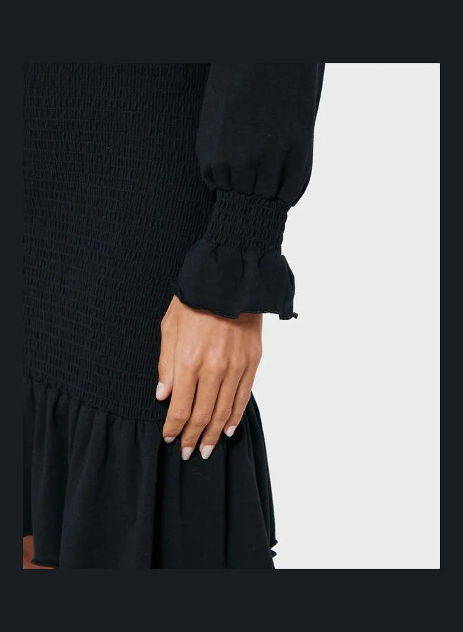 نويزي ماي Smocked Waist Mini Dress أسود