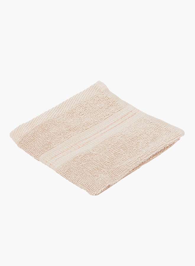 هوم بوكس مناشف وجه بارزة الملمس من إسينشيال - طقم من 4 قطع بيج 30x30سم - Image 2