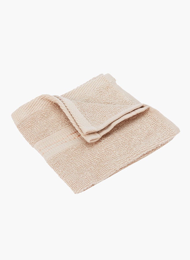 هوم بوكس مناشف وجه بارزة الملمس من إسينشيال - طقم من 4 قطع بيج 30x30سم - Image 3
