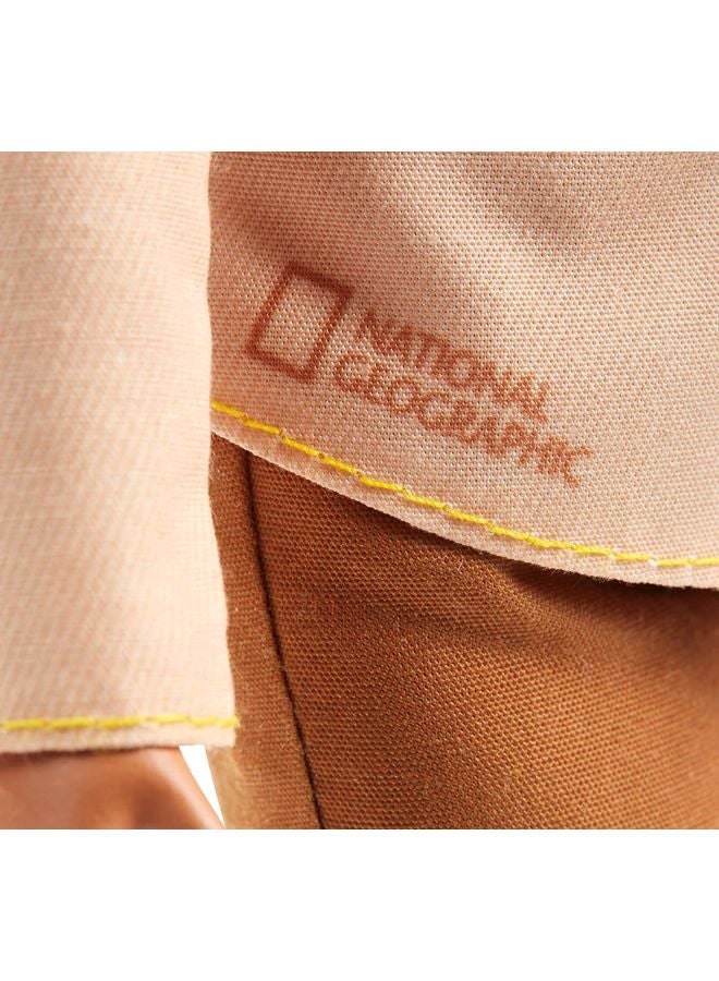 Barbie National Geographic Series Wildlife Conservationist Career Fashion Doll Set GDM48 - Image 4