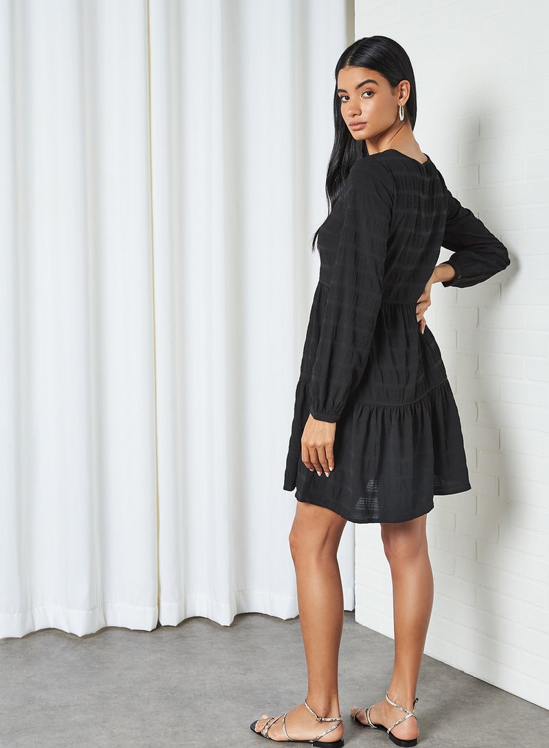 Crinkled Tier Dress Black