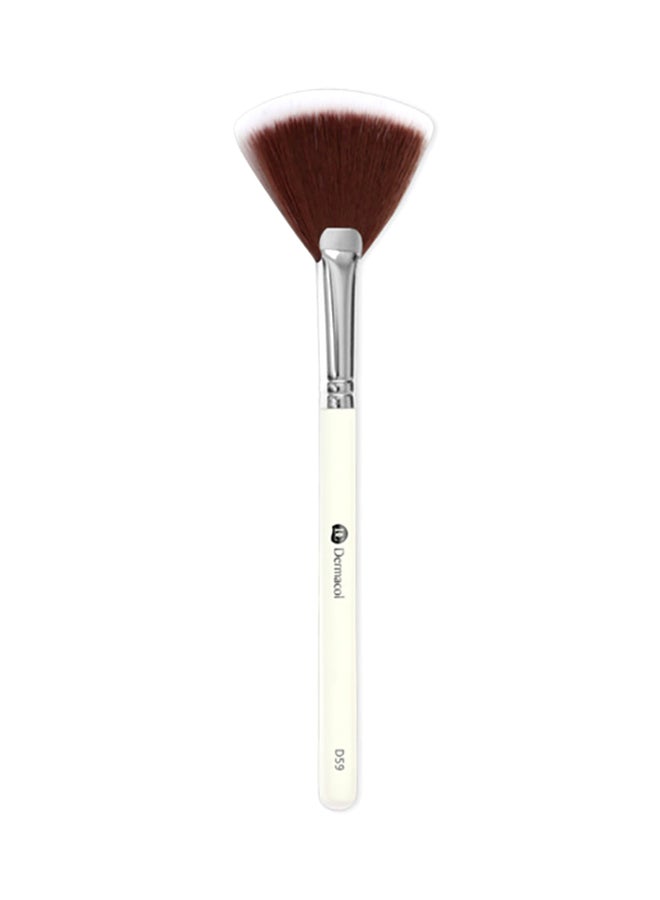 Dermacol D59 Fan Brush White/Silver/Umang - Image 1