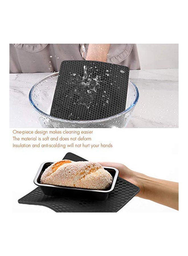 Generic - 4-Piece Silicone Hot Pot Holder Pads Black 18.6x18.6x2.05cm - Image 1