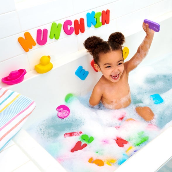 Munchkin - Bath Letters and Numbers Assorted Colors - 72 Count - Image 1