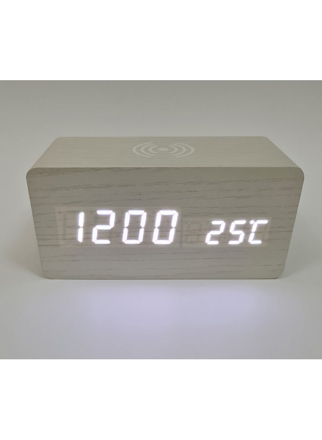 ساعة منبه بإضاءة LED تعمل بتقنية تشي لشحن الهاتف لاسلكيا أبيض 15 x 7 x 7سم - Image 4