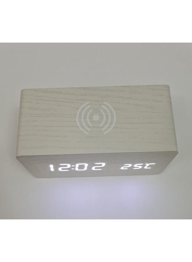 ساعة منبه بإضاءة LED تعمل بتقنية تشي لشحن الهاتف لاسلكيا أبيض 15 x 7 x 7سم - Image 5