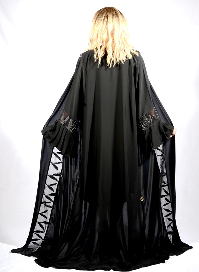 عباية مطرزة بالدانتيل أسود - Image 2