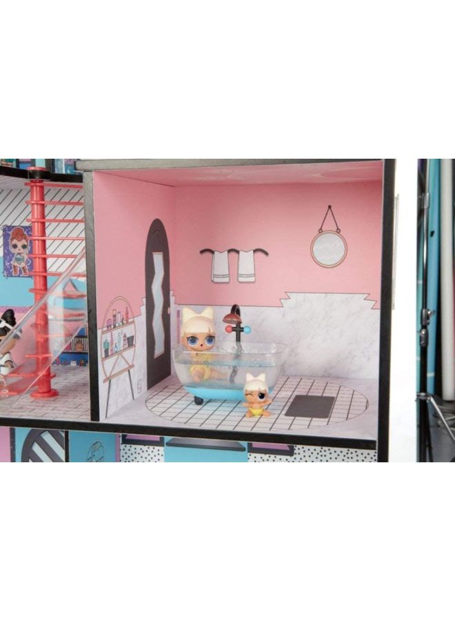 L.O.L. SURPRISE! - 85-Piece Doll House Playset 10x37.25 33.25inch - Image 1