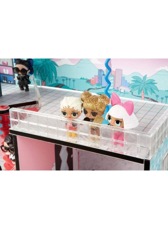 L.O.L. SURPRISE! - 85-Piece Doll House Playset 10x37.25 33.25inch - Image 1