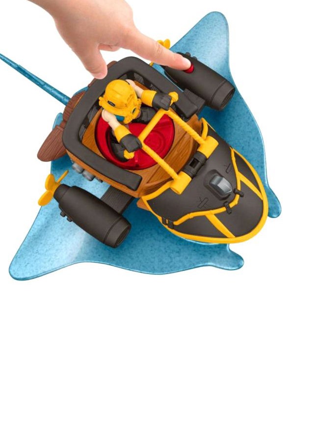 Captain Nemo And Stingray Playset DTH43 10.16x21.59x19.05cm