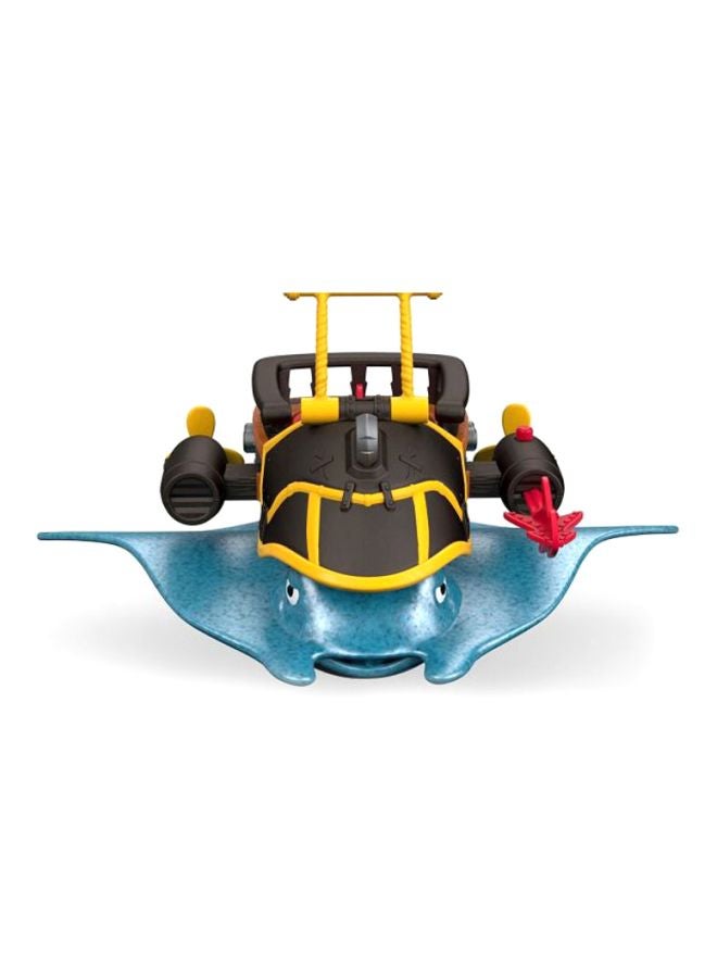 Captain Nemo And Stingray Playset DTH43 10.16x21.59x19.05cm