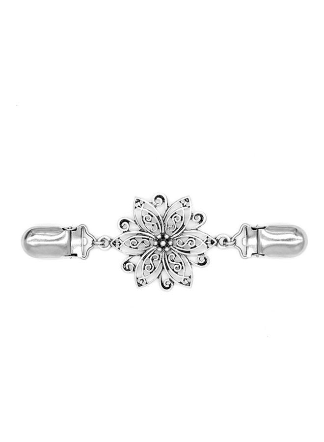 1-Piece Vintage Alloy Flower Cardigan Clip