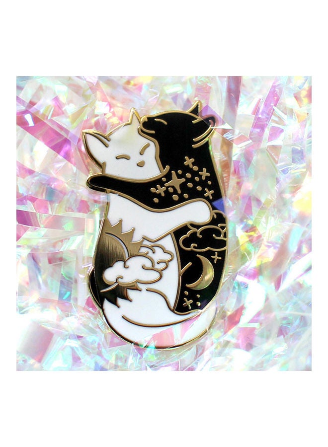 Hugging Cat Design Brooch Pin