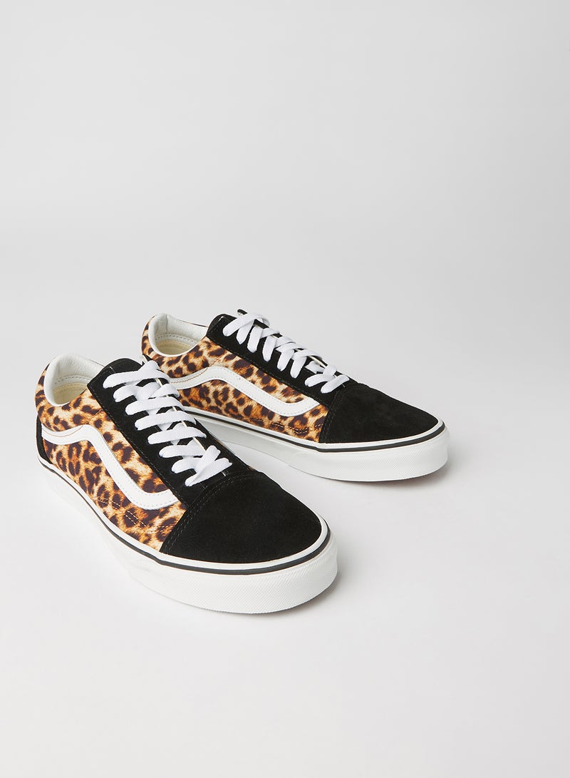 Unisex Leopard Old Skool Sneakers (Leopard) Black/True White - v1613317809/N43129528V_2