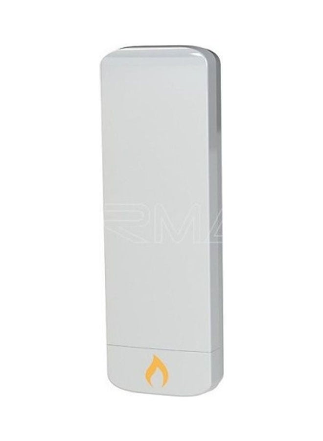 IgniteNet Skyfire Ac1200 Dual-Band Outdoor Ap/Cpe/Ptp W/ Integrated 18Dbi 5Ghz Antenna Plus 2X Rp-Sma 2.4Ghz White - Image 1