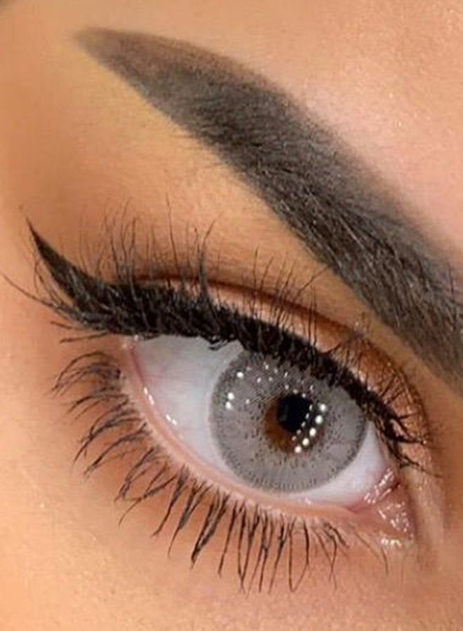 ماي لينس العدسات اللاصقة من ماي لينس بلون أورو آيس ناعمة ولامعة وتسمح بنفاذ الأكسجين. دع عينيك تتنفس مع ماي لينس للنساء - Image 1