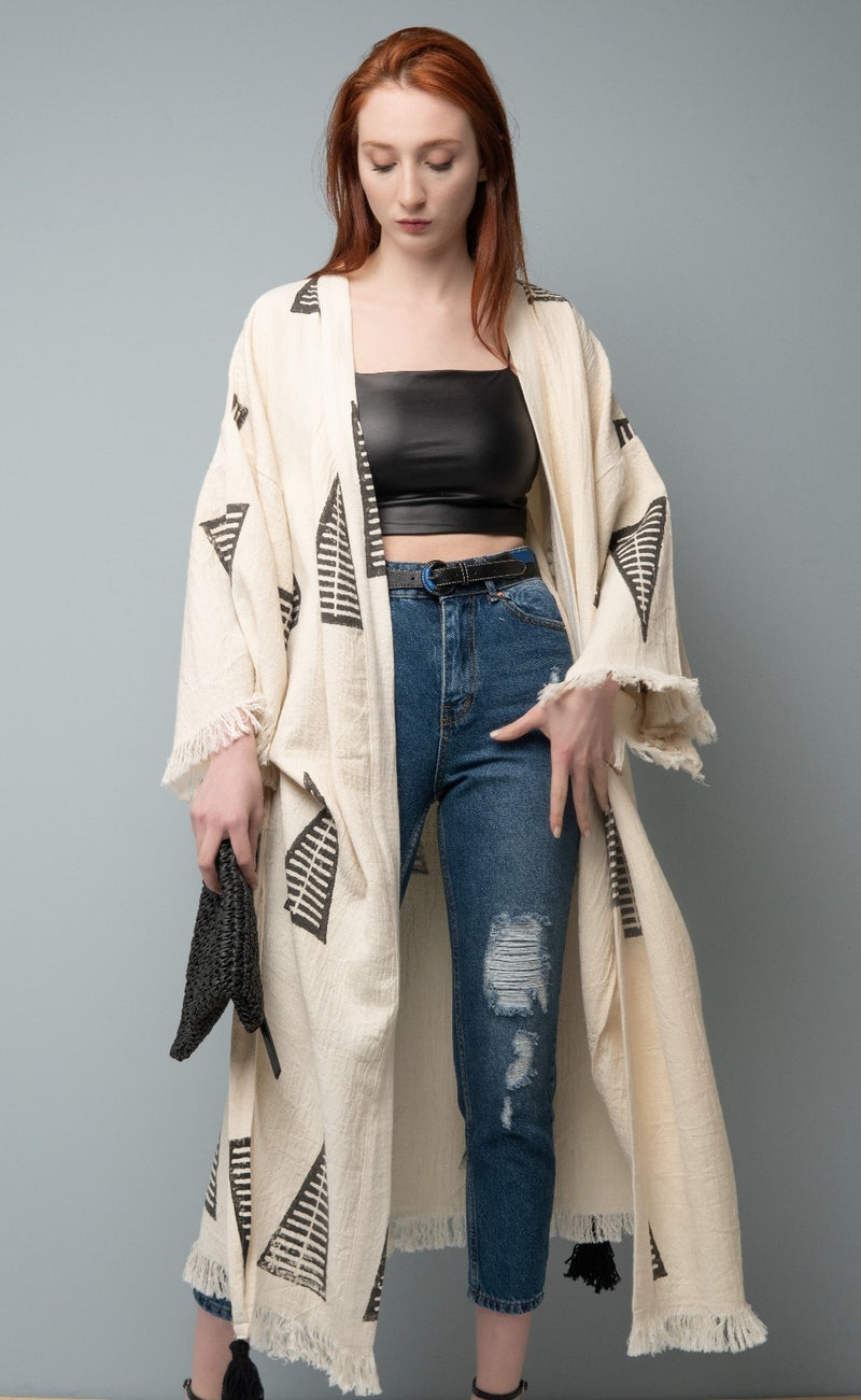 LAISLABONITA Mountain Kaftan - Pyramid Print Beige  - Image 2