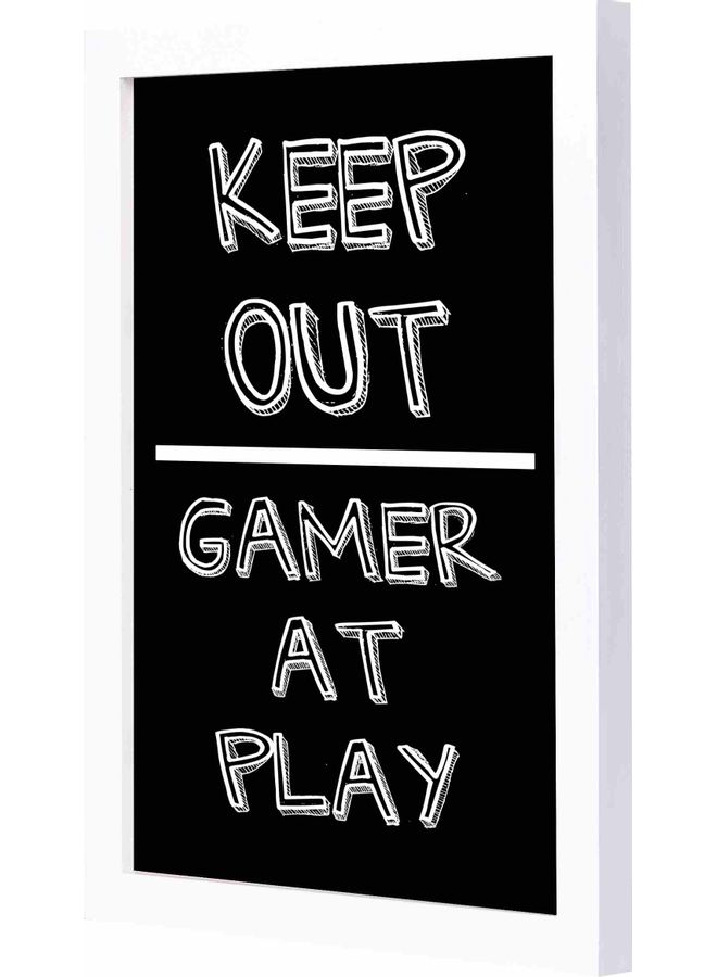 لوحة فنية بإطار بطبعة عبارة "Keep Out Gamer At Play" أسود/ أبيض