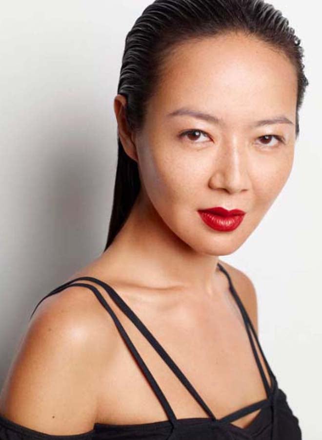 ماك كريم أساس أستوديو فكس السائل بعامل وقاية من الشمس 15 NC 27 - Image 5