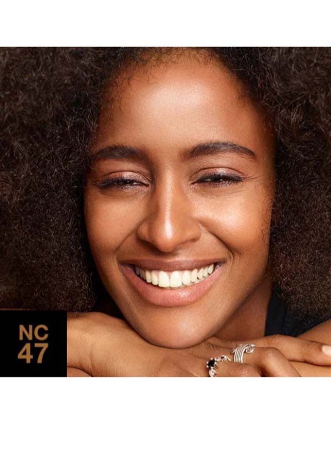 MAC Studio Fix Fluid SPF 15 Foundation NC 47 - Image 4