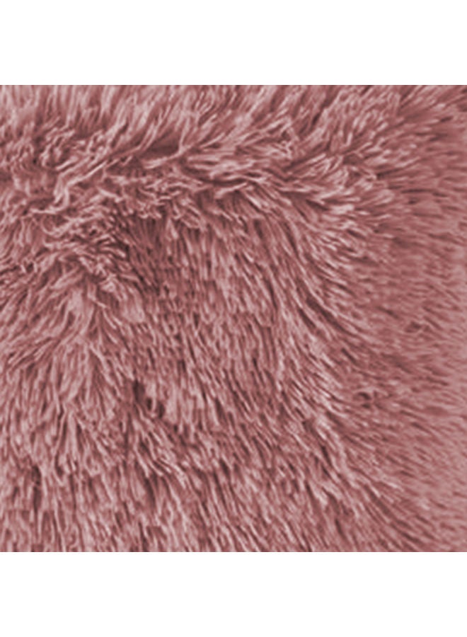 ريغال إن هاوس طقم وسادات ديكور فرو من قطعتين وردي فاتح 45x45سم - Image 3