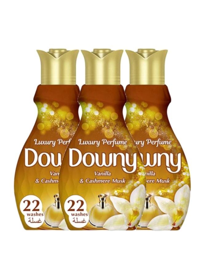 Downy - Perfume Collection Vanilla And Cashmere Musk Concentrate Fabric Softener 880ml Pack of 3 - Image 1
