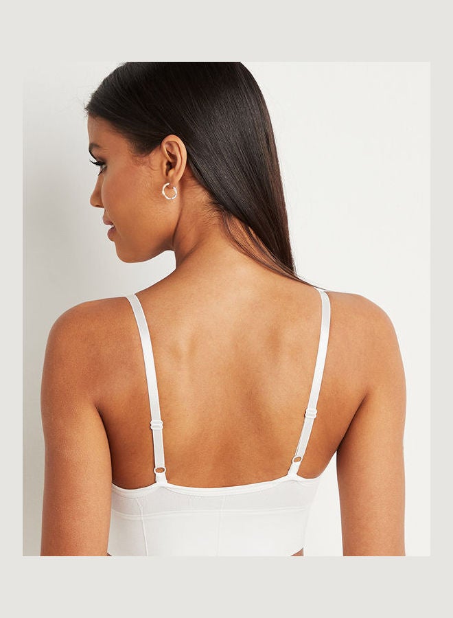 Closet By Styli - Seamfree Padded Crop Top Bra White - Image 1