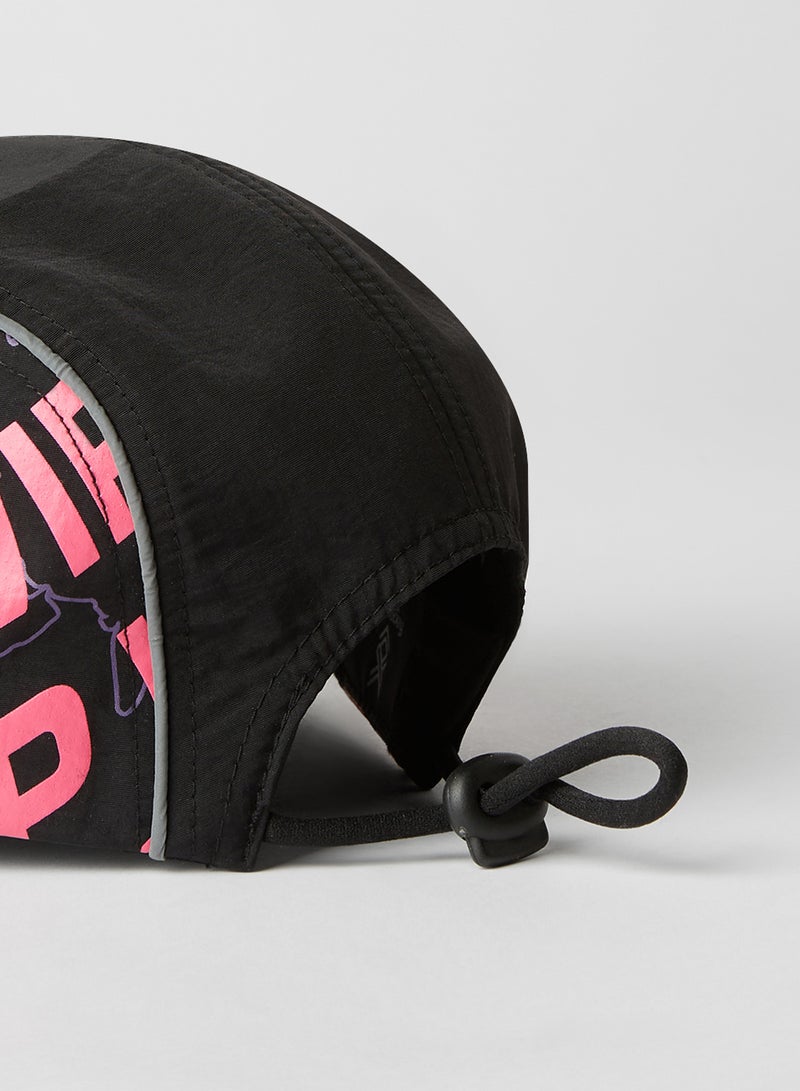 FINGERCROXX - Contrast Slogan Print Cap Black - Image 1