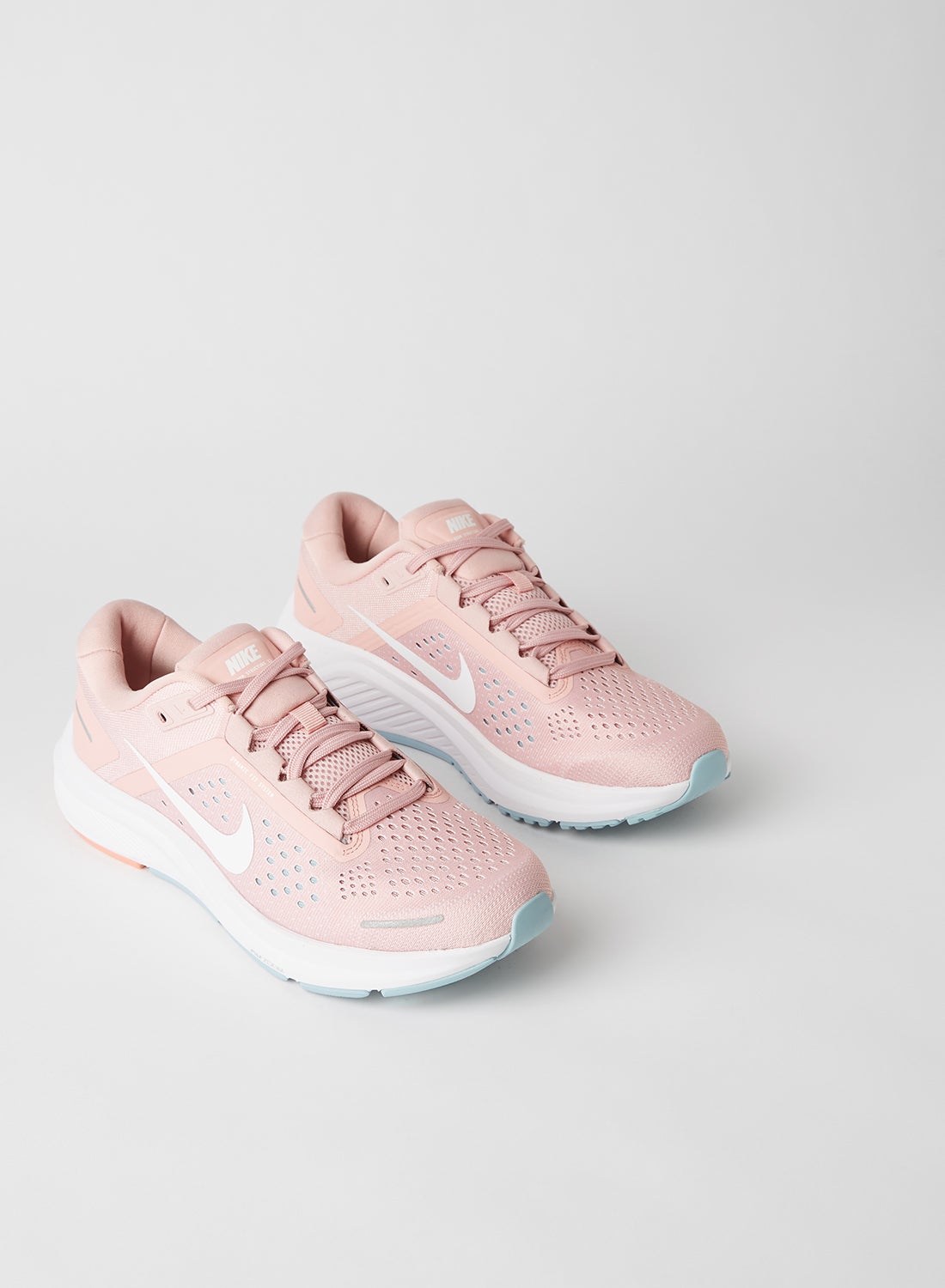 nike structure 23 women's