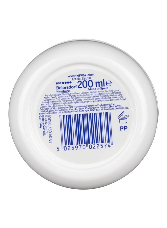 نيفيا كريم ترطيب ريفريشنجلي سوفت 200ملليلتر - Image 4