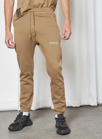FINGERCROXX Solid Joggers Beige