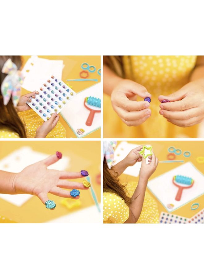 Crayola 84-Piece Sparkle Station Glitter Dots Plastic Non-Toxic Craft Kit  - Image 4