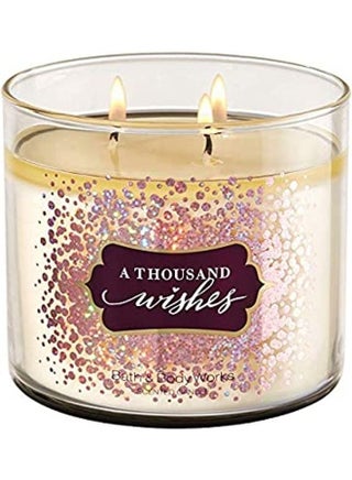 شمعة معطرة آ ثاوزند ويشيز, بثلاث فتائل أبيض/بيج 411جرام - v1614447805/N44778592A_1