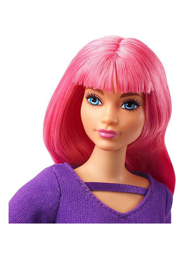 Barbie Travel Co Lead Daisy Doll  - Image 5