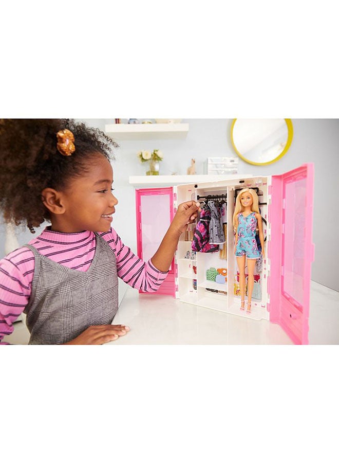 Barbie 15-Piece Fashionistas Ultimate Closet Doll With Accessories GBK12 - Image 3