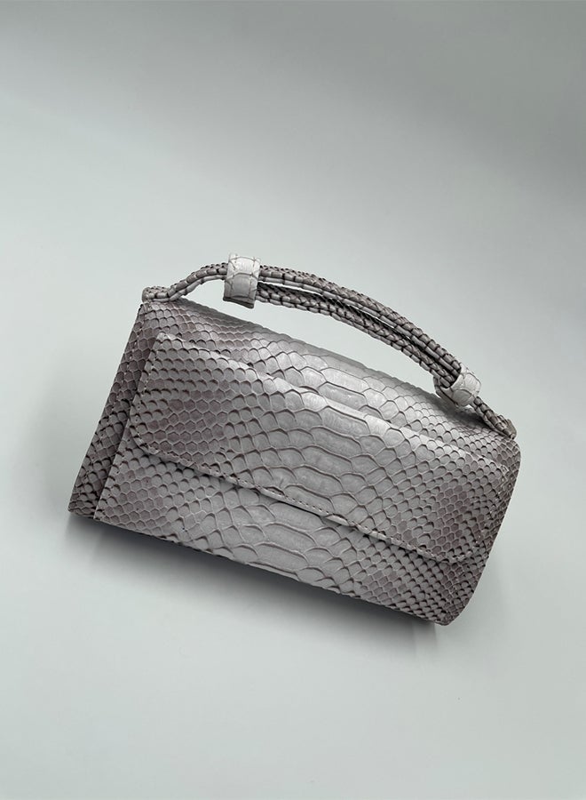 حقيبة كروس مزينة بتصميم جلد ثعبان أبيض - Image 2