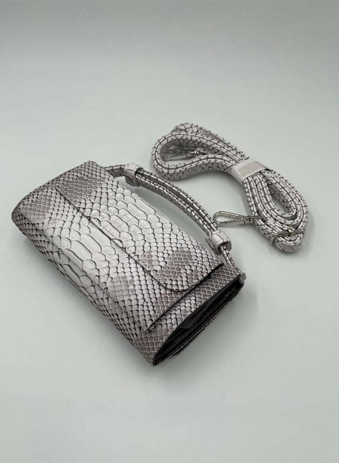 حقيبة كروس مزينة بتصميم جلد ثعبان أبيض - Image 4