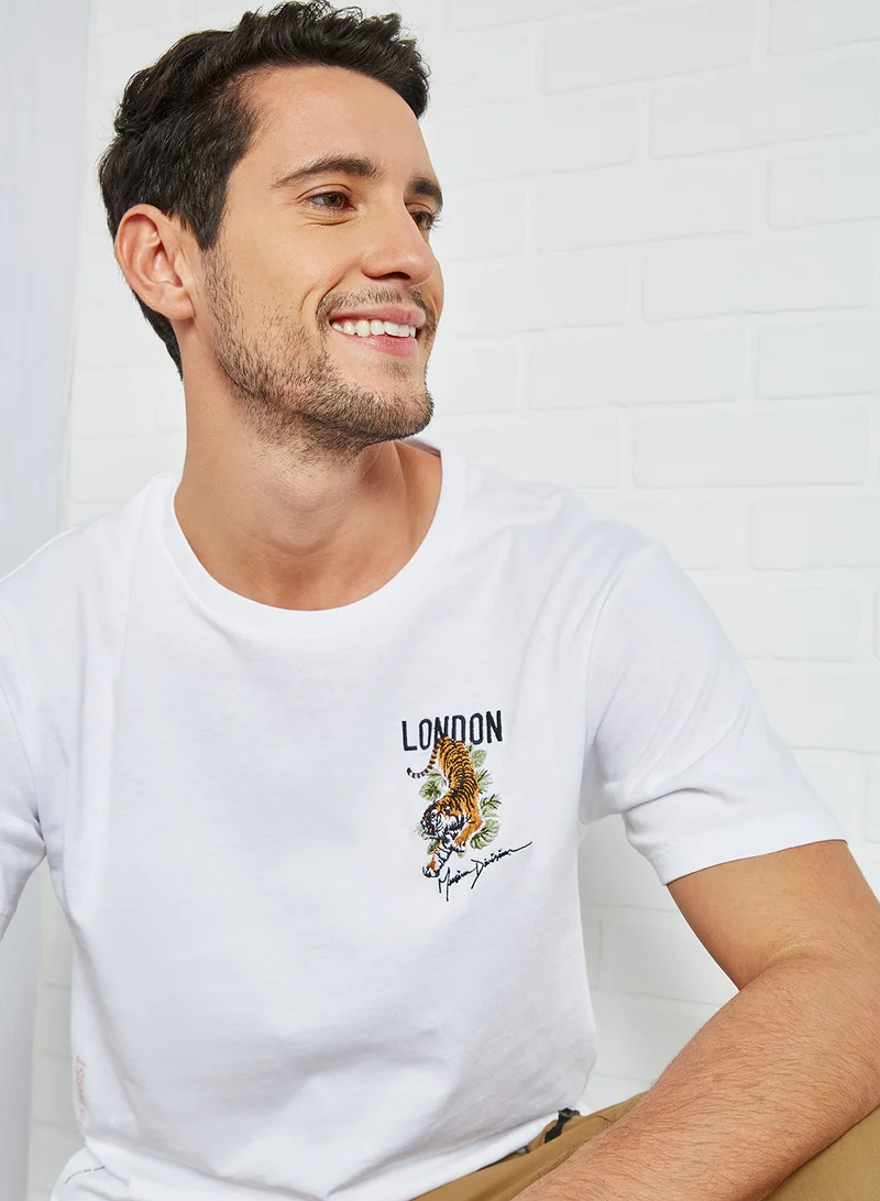 MUSIUM DIV. Short Sleeve Logo T-Shirt White